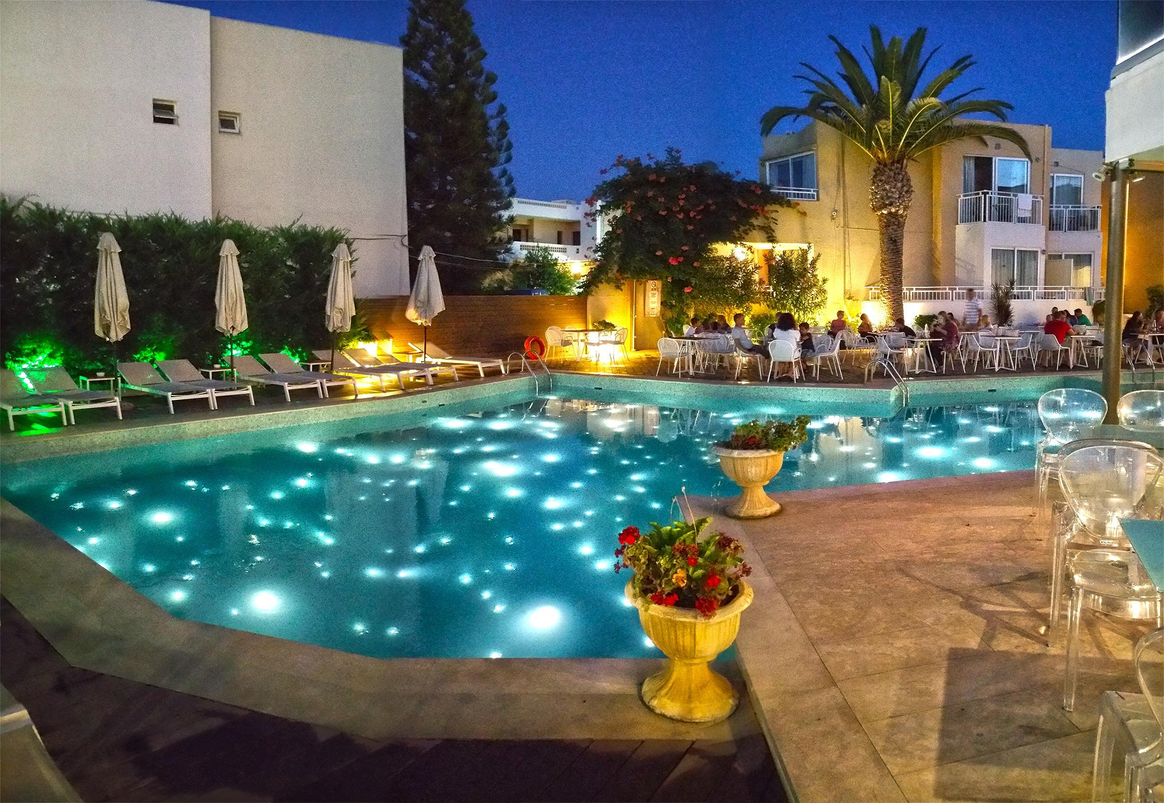 Nefeli Hotel プラタネス エクステリア 写真